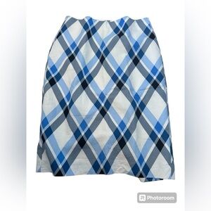 Printed A line skirt. Ann Taylor brand. Size 4. Never been worn. No tags.